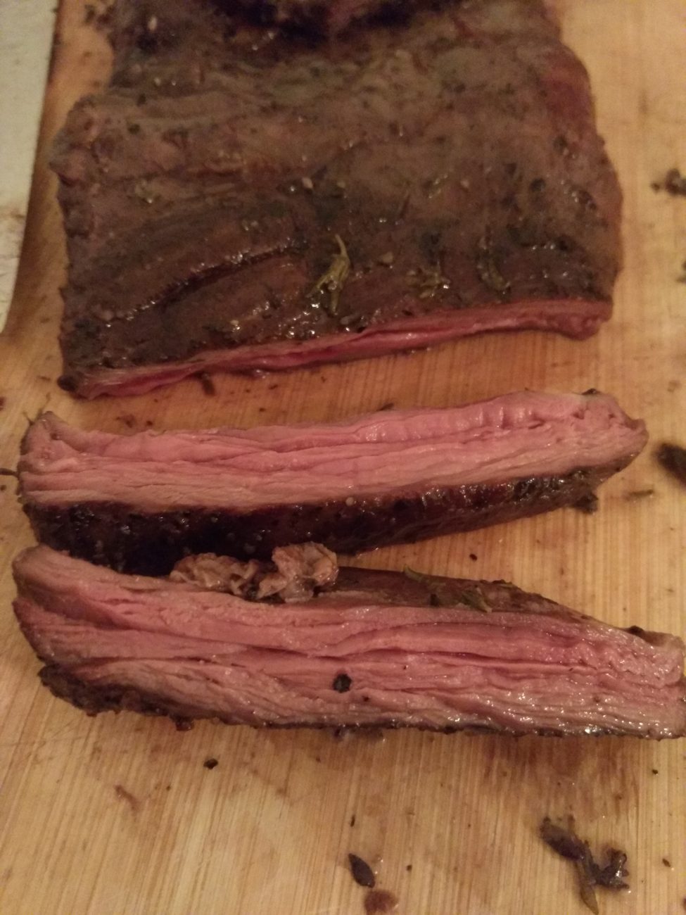 Sous-vide Skirt steak with thyme and pepper