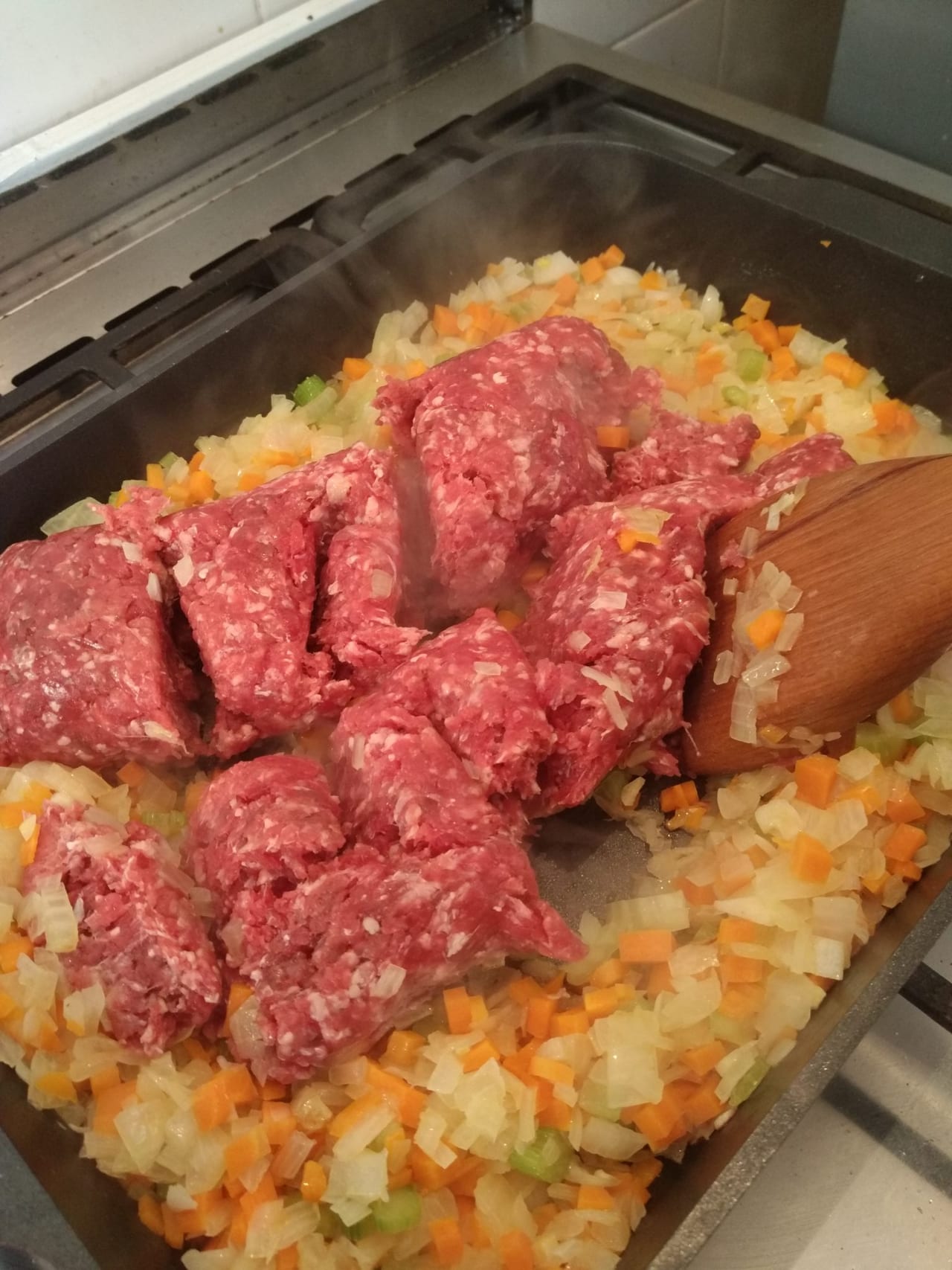 meat ricotta lasagna