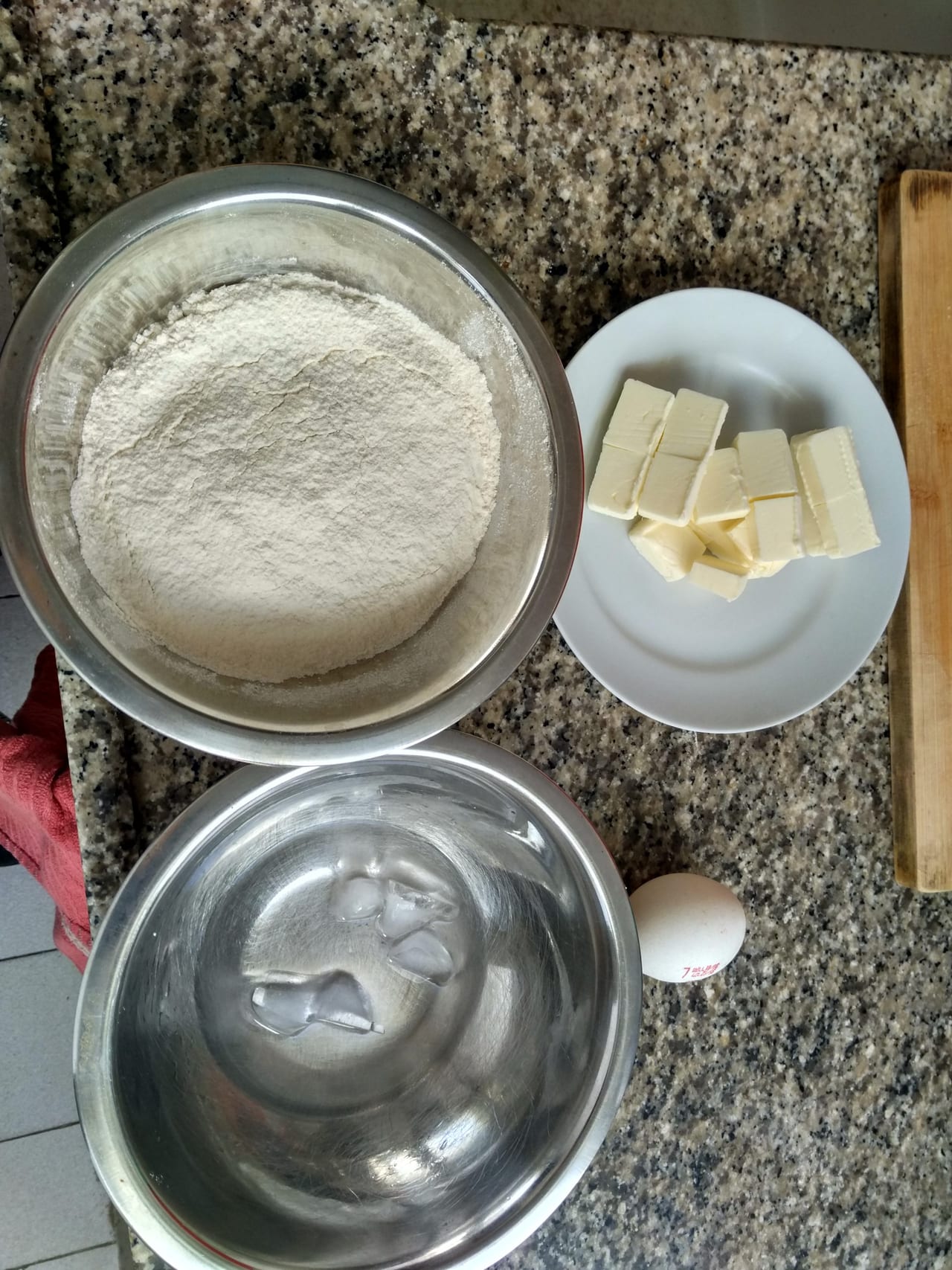 Roasted peppers goat cheese tart