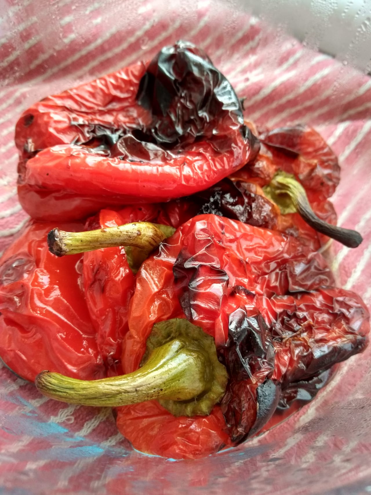 Roasted peppers goat cheese tart