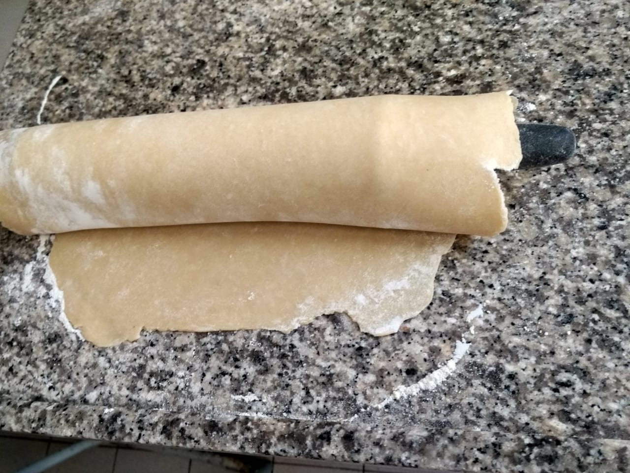 Roasted peppers goat cheese tart