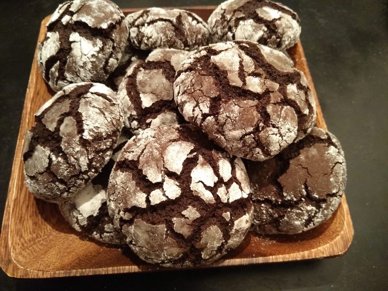 Chocolate crackle cookies