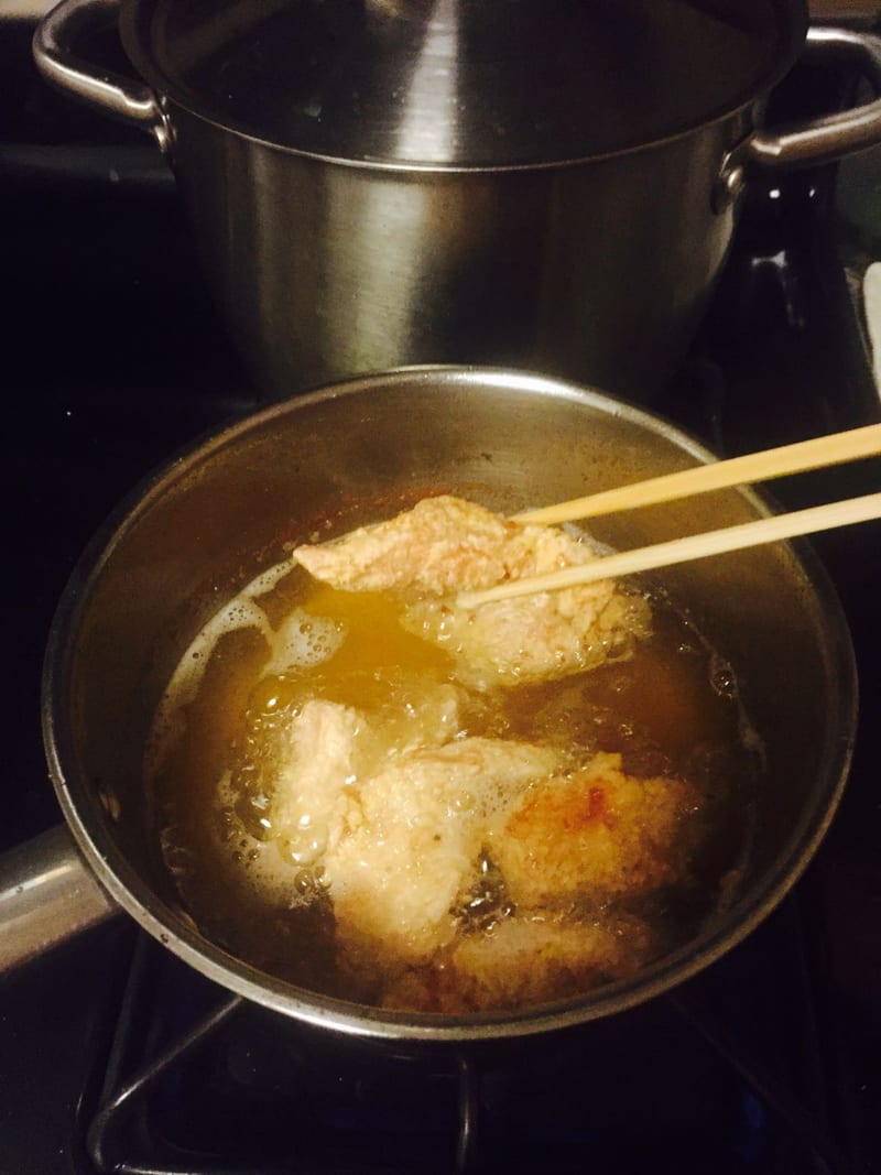 frying-the-chicken