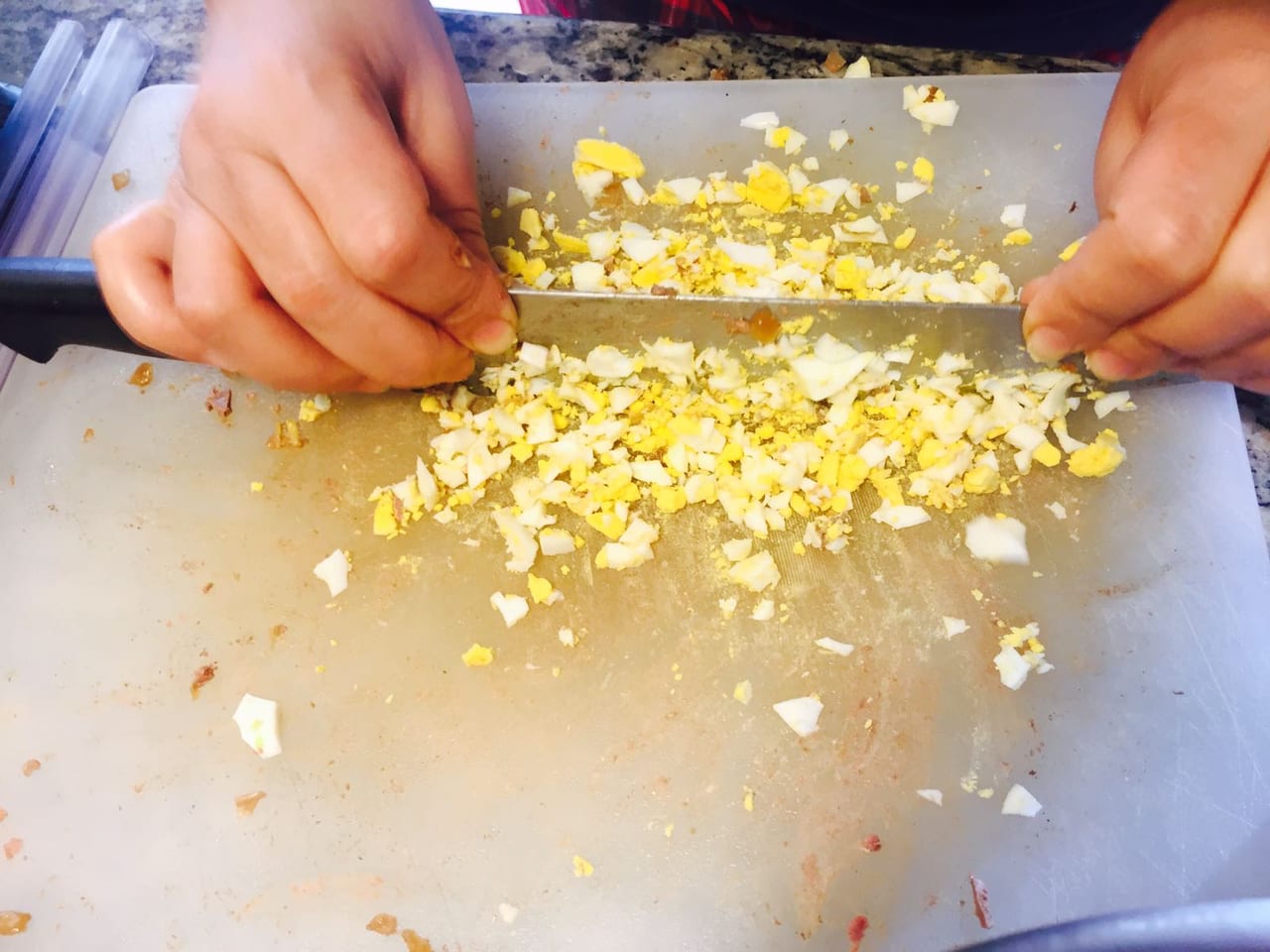 chopping-the-egss