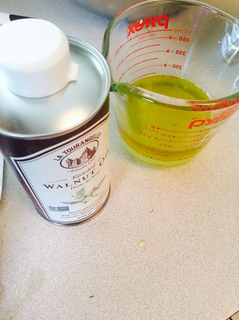 adding-walnut-oil