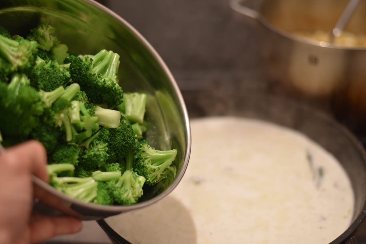 Creamy Broccoli Fettuccine recipe