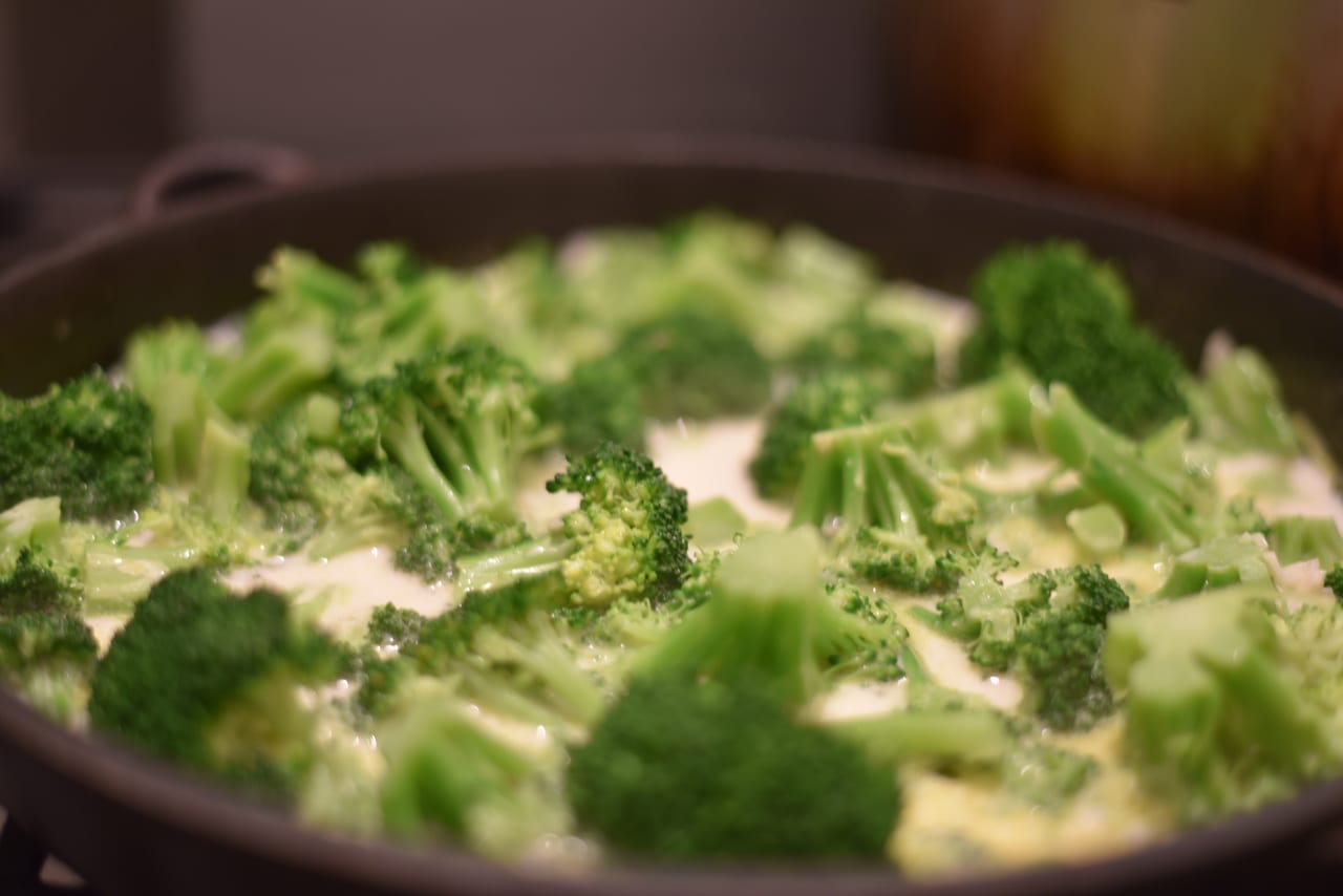 Creamy Broccoli Fettuccine recipe