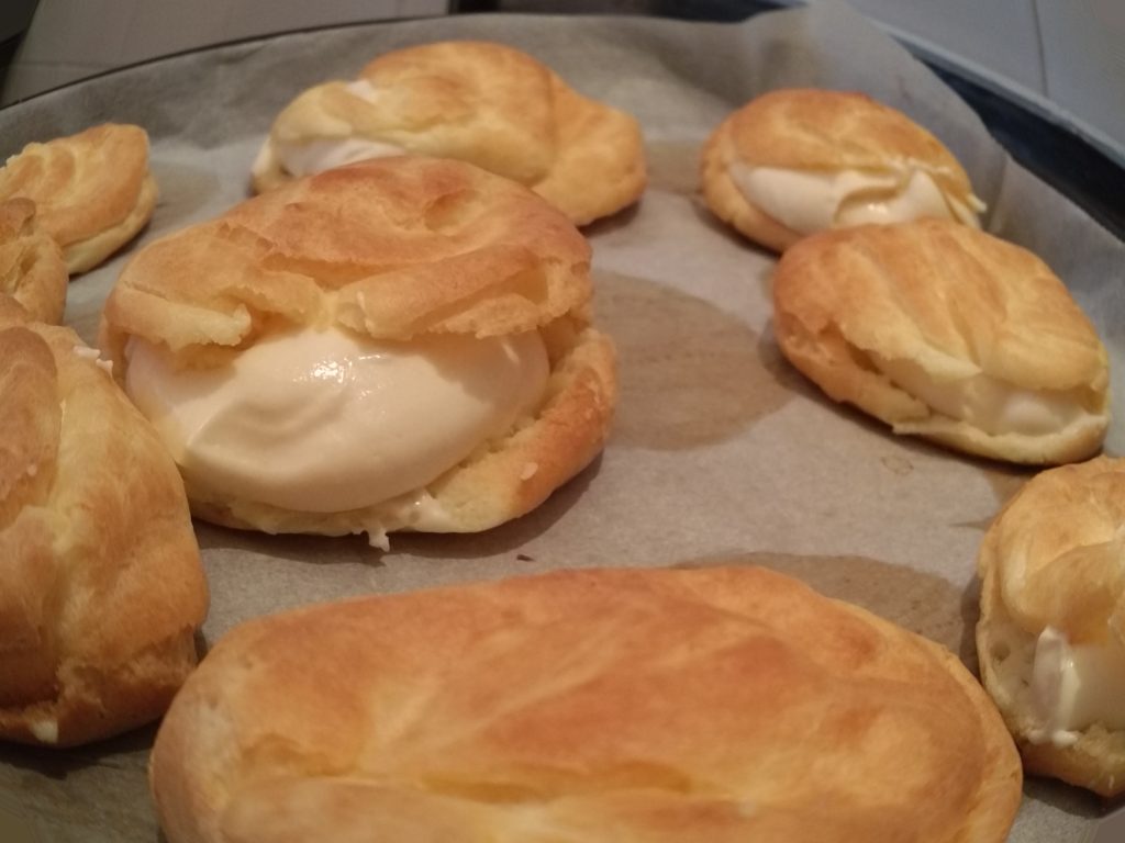 cream puffs