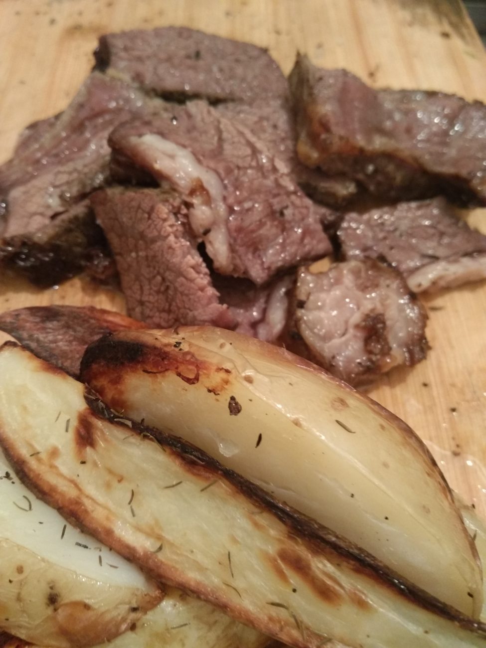 Sous-Vide Oven Short ribs with Crunchy baked Potatoes