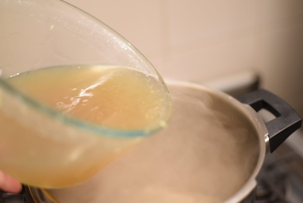 Double-Boiled chicken stock